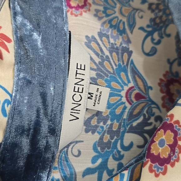 {Vincente} Women's Paisley Print Tunic Duster - Size Medium - Picture 13 of 15